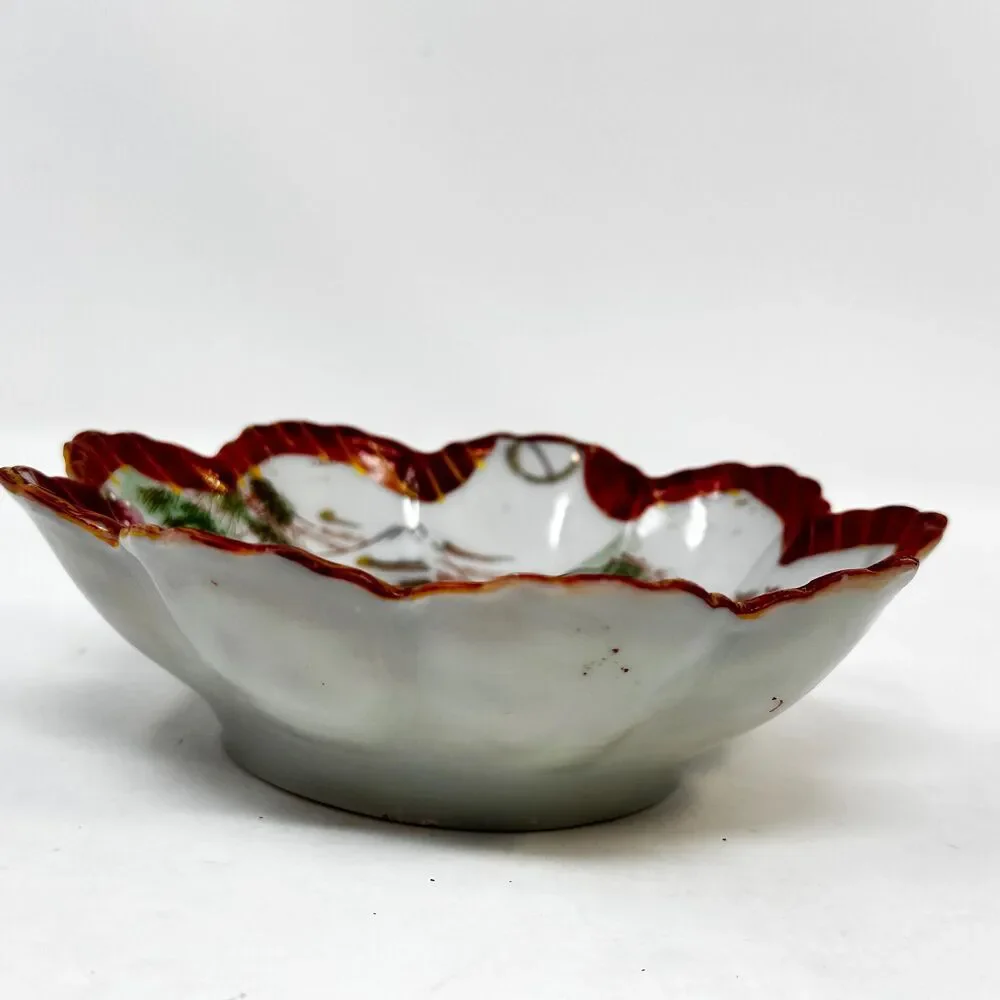 Japanese Kutani Geisha Porcelain Bowls Scalloped Hand Painted Set of 3 Vintage